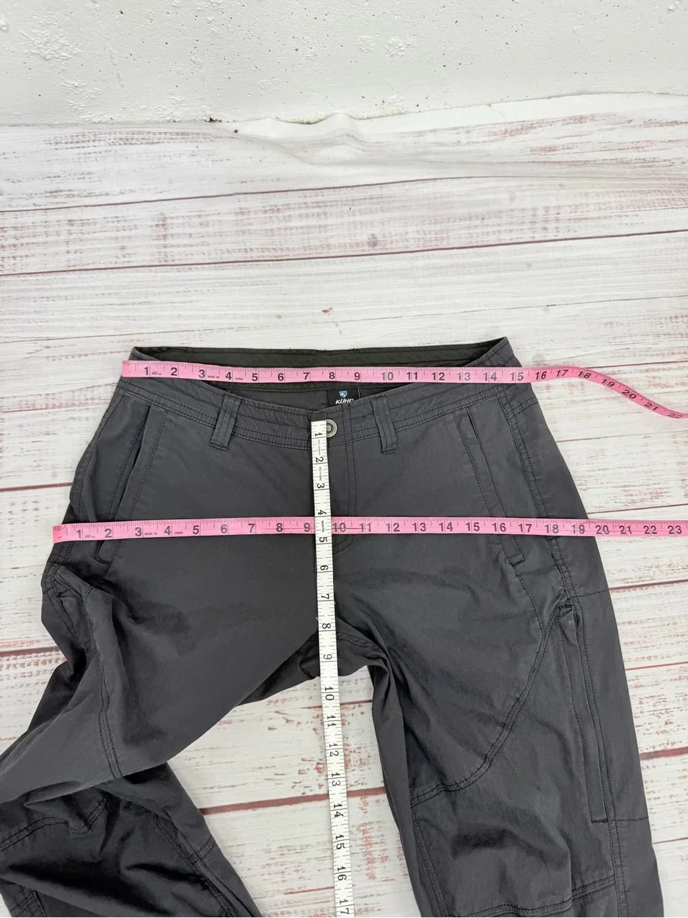 Kuhl Women’s size 8 Legendary Dark Gray Hiking Pants